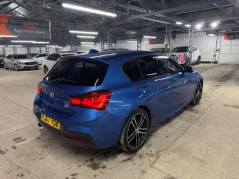 BMW 1 SERIES 1.5 118i M Sport Shadow Edition Auto 5dr