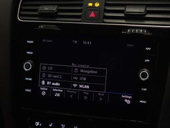 VOLKSWAGEN GOLF 2.0 Golf R-Line Edition TDI Semi-Auto 5dr