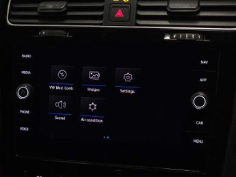 VOLKSWAGEN GOLF 2.0 Golf R-Line Edition TDI Semi-Auto 5dr