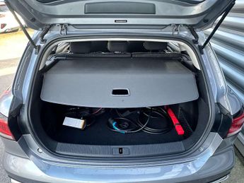 MG 5 MG5 Excite EV 5dr