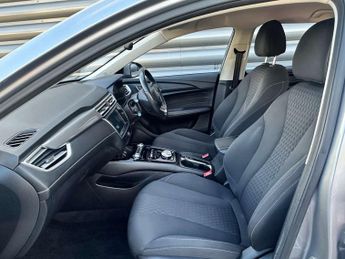 MG 5 MG5 Excite EV 5dr