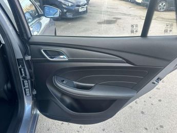 MG 5 MG5 Excite EV 5dr