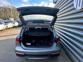 MG 5 MG5 Excite EV 5dr