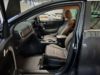 KIA SPORTAGE 1.7 Sportage 2 CRDi ISG Semi-Auto 5dr