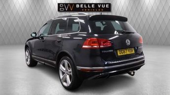 VOLKSWAGEN TOUAREG 3.0 Touareg V6 R-Line+ TDI BlueMotion Technology Automatic 4WD 5