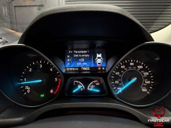 Ford KUGA 2.0 TDCi Titanium SUV 5dr Diesel Powershift Euro 6 (120 ps)