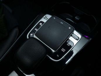 MERCEDES-BENZ A-CLASS 1.3 A 180 AMG Line Premium Plus Auto 5dr