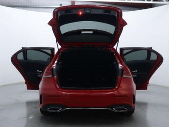 MERCEDES-BENZ A-CLASS 1.3 A 180 AMG Line Premium Plus Auto 5dr