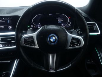 BMW 3 SERIES 2.0 330E M Sport Auto 5dr