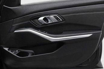 BMW 3 SERIES 2.0 330E M Sport Auto 5dr