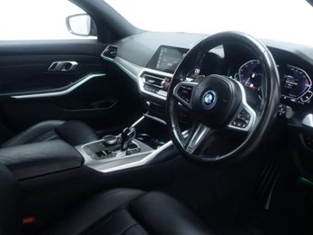 BMW 3 SERIES 2.0 330E M Sport Auto 5dr