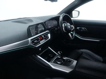 BMW 3 SERIES 2.0 330E M Sport Auto 5dr