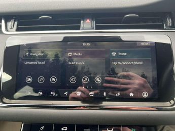 LAND ROVER RANGE ROVER EVOQUE 2.0 Range Rover Evoque R-Dynamic SE Automatic 4WD 5dr - NATIONAL