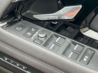 LAND ROVER RANGE ROVER EVOQUE 2.0 Range Rover Evoque R-Dynamic SE Automatic 4WD 5dr - NATIONAL