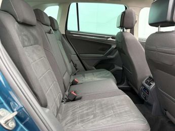 Volkswagen Tiguan 1.5 Tiguan Elegance TSi Semi-Auto 5dr
