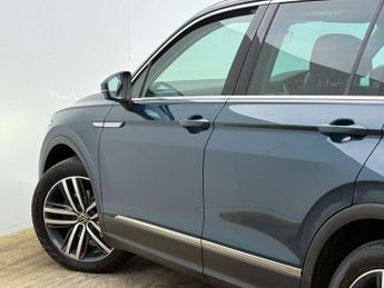 Volkswagen Tiguan 1.5 Tiguan Elegance TSi Semi-Auto 5dr