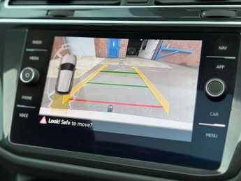 Volkswagen Tiguan 1.5 Tiguan Elegance TSi Semi-Auto 5dr