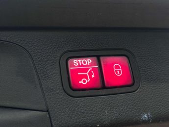 MERCEDES-BENZ GLC 2.1 GLC 250 D 4Matic AMG Line Premium Auto 4WD 5dr