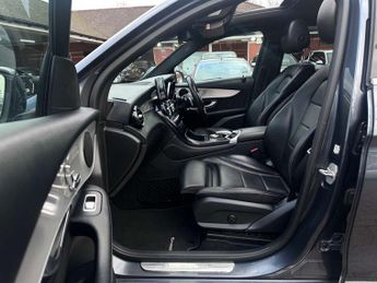 MERCEDES-BENZ GLC 2.1 GLC 250 D 4Matic AMG Line Premium Auto 4WD 5dr