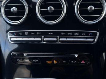 MERCEDES-BENZ GLC 2.1 GLC 250 D 4Matic AMG Line Premium Auto 4WD 5dr