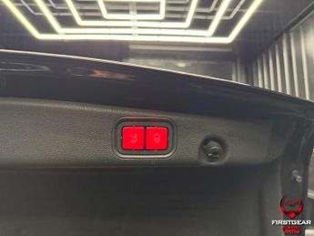 Mercedes-Benz E-CLASS 2.0 E220d AMG Line (Premium Plus) Saloon 4dr Diesel G-Tronic+ Eu