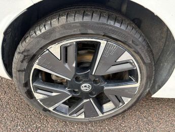 VAUXHALL CORSA Corsa E Elite Premium 5dr