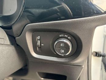 VAUXHALL CORSA Corsa E Elite Premium 5dr
