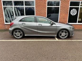 MERCEDES-BENZ A-CLASS 1.6 A 180 AMG Line Auto 5dr