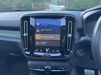 VOLVO XC40 2.0 XC40 R-Design Pro D3 Auto 5dr