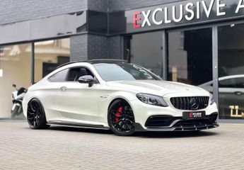 Mercedes C Class 4.0 C63 V8 BiTurbo AMG S (Premium Plus) + BODYKIT + HUD + BLK WH