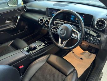 MERCEDES-BENZ A-CLASS 1.5 A 180 Sport Exeutive D Auto 5dr