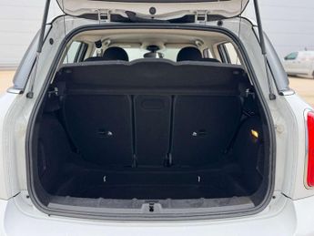 MINI COUNTRYMAN 2.0 Countryman Cooper SD ALL4 Auto 4WD 5dr