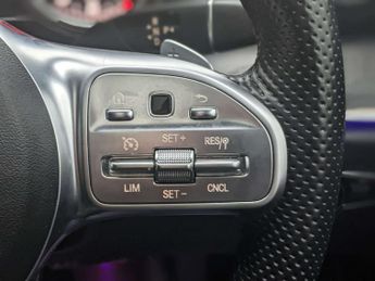 Mercedes-Benz E-CLASS 2.0 E 220 D AMG Line Premium Auto 5dr