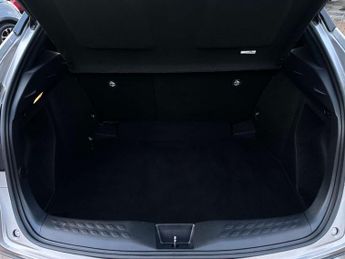 TOYOTA C-HR 1.8 C-HR Icon HEV CVT 5dr