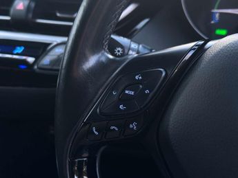 TOYOTA C-HR 1.8 C-HR Icon HEV CVT 5dr