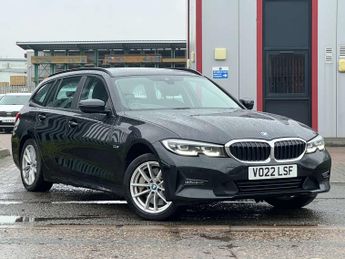 BMW 330 2.0 330e 12kWh SE Pro Touring 5dr Petrol Plug-in Hybrid Auto Eur