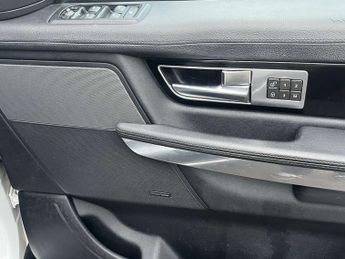 Land Rover RANGE ROVER SPORT 3.0 Range Rover Sport HSE TDV6 Auto 4WD 5dr