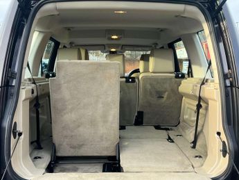 Land Rover DISCOVERY 3.0 Discovery XS SDV6 Auto 4WD 5dr