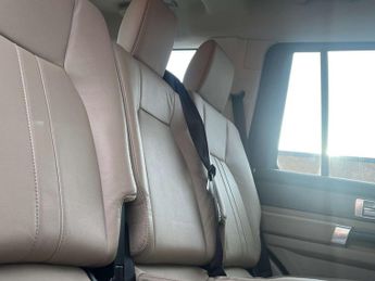 Land Rover DISCOVERY 3.0 Discovery XS SDV6 Auto 4WD 5dr