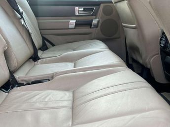 Land Rover DISCOVERY 3.0 Discovery XS SDV6 Auto 4WD 5dr