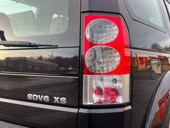 Land Rover DISCOVERY 3.0 Discovery XS SDV6 Auto 4WD 5dr