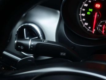 MERCEDES-BENZ CLA 1.6 CLA 180 AMG Line Auto 4dr