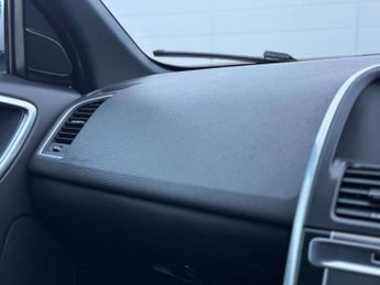 Volvo XC60 2.0 XC60 R-Design Nav D4 Auto 5dr