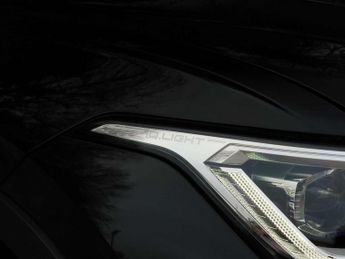 VOLKSWAGEN TIGUAN 1.5 Tiguan R-Line TSi Semi-Auto 5dr