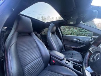 MERCEDES-BENZ A-CLASS 2.1 A 200 D AMG Line Premium+ Auto 5dr