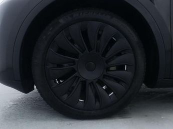 TESLA MODEL Y Model Y Long Range AWD 4WD 5dr