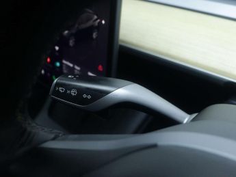 TESLA MODEL Y Model Y Long Range AWD 4WD 5dr