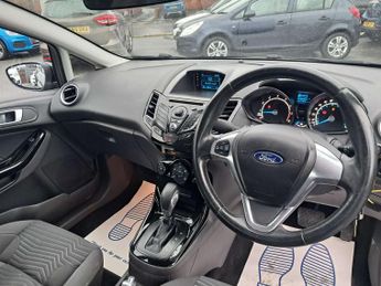 Ford Fiesta 1.6 Fiesta Zetec Auto 5dr