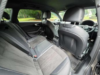 AUDI A4 2.0 A4 Black Edition 35 TDI Semi-Auto 5dr