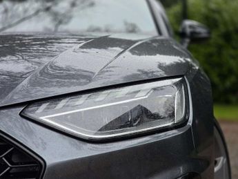 AUDI A4 2.0 A4 Black Edition 35 TDI Semi-Auto 5dr